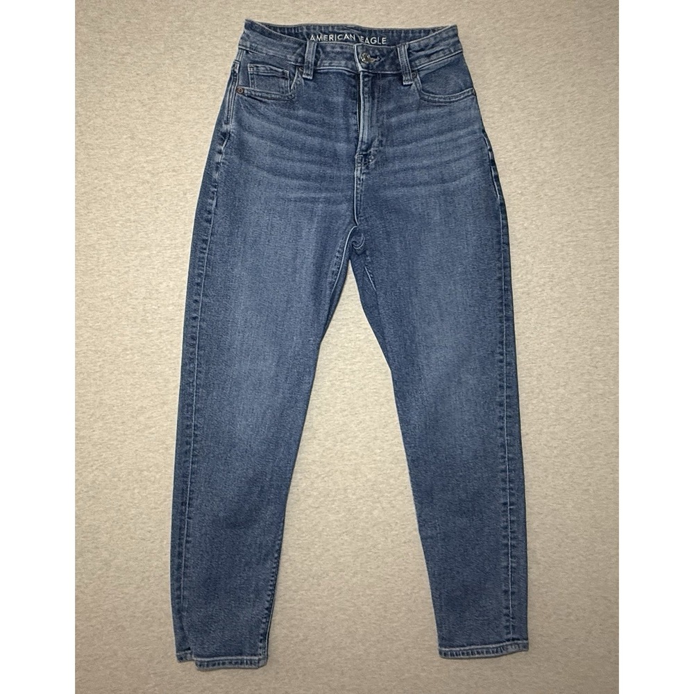 American Eagle Woman's Jeans Medium Wash Blue Jeans Size 0 Strech Fit